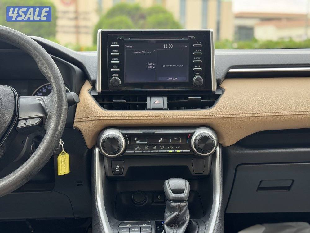 تويوتا RV4 موديل 2020 بحاله الوكاله وشرط الفحص10