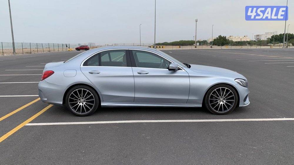 للبيع مرسيدس c2004