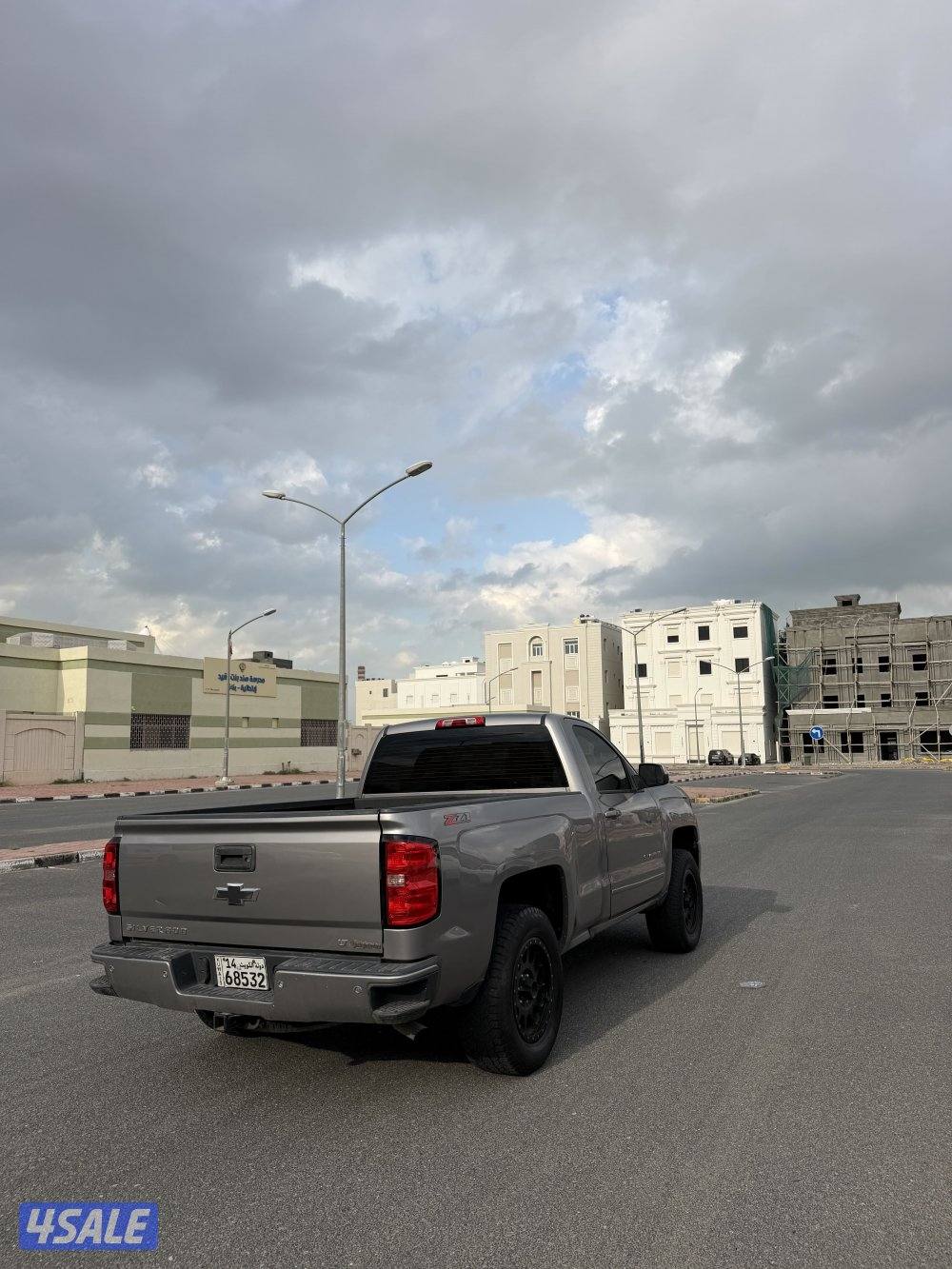 سلفرادو Z71 2016 اعلى مواصفات بالوكالة وارد الغانم دبل قير شرط الفحص1