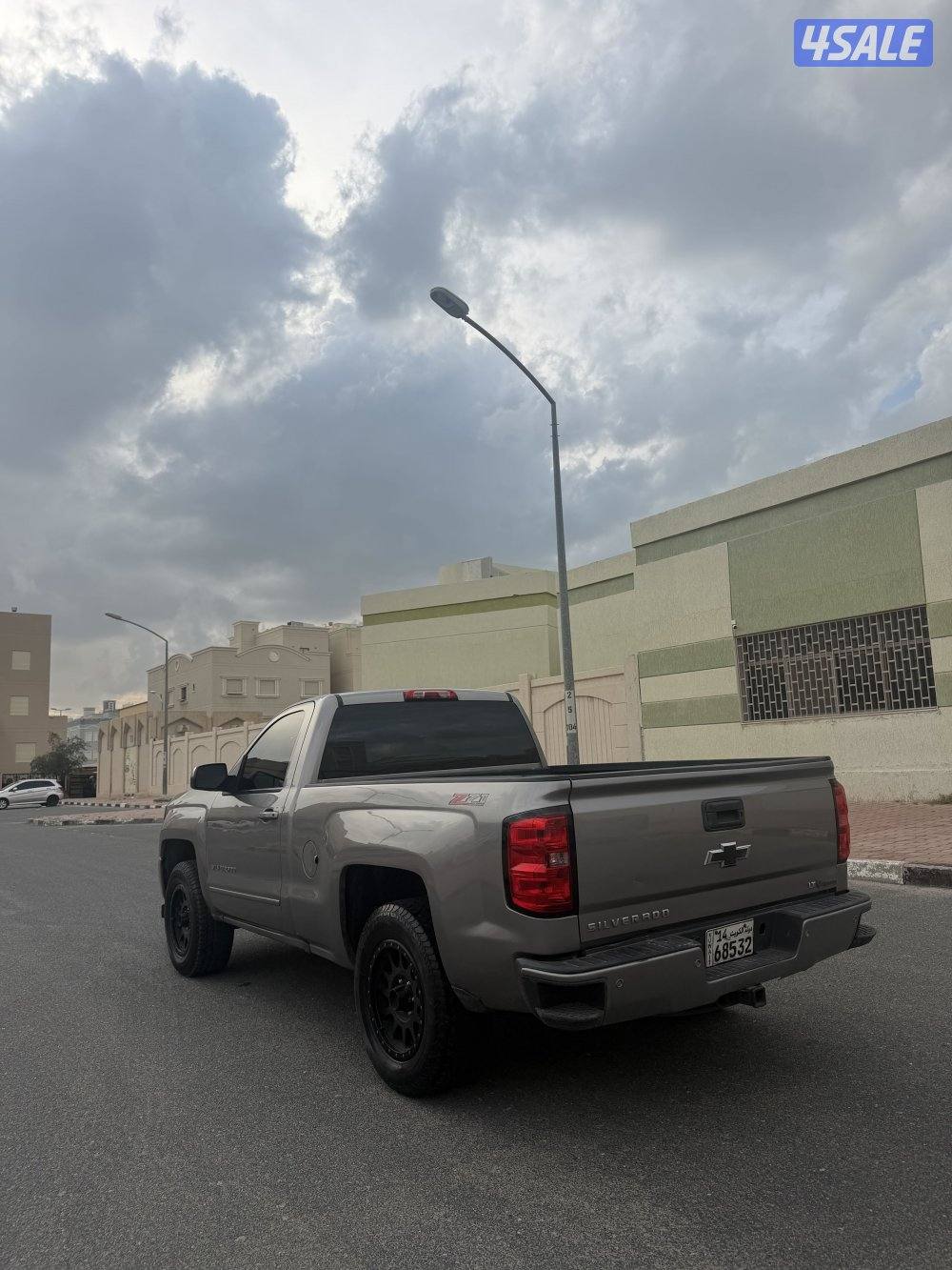 سلفرادو Z71 2016 اعلى مواصفات بالوكالة وارد الغانم دبل قير شرط الفحص4