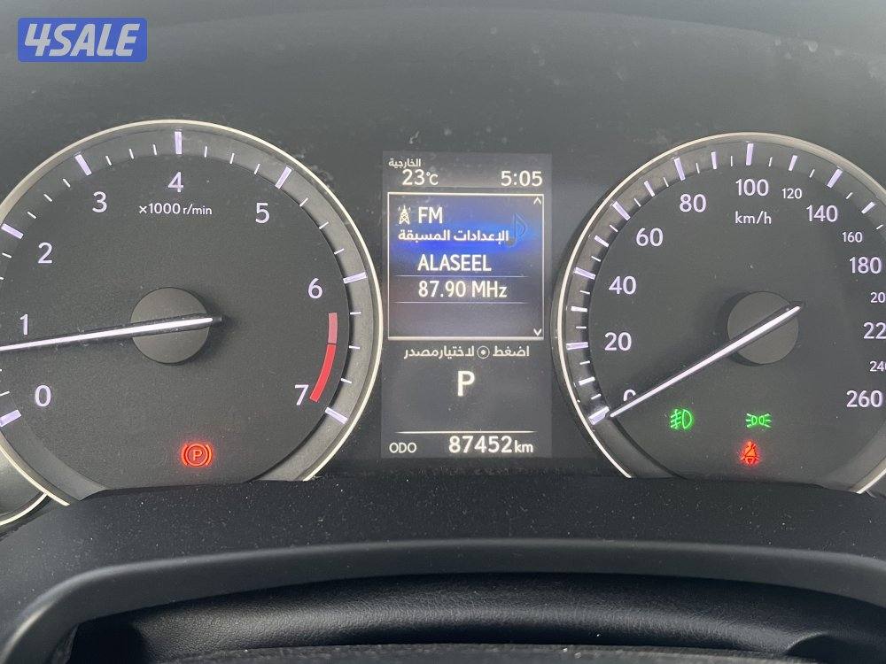 للبيع لكزس RX35010