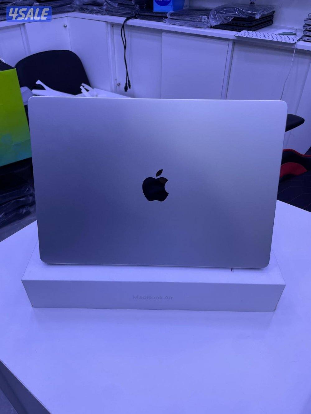 للبيع  Mac air m4 15-inch4
