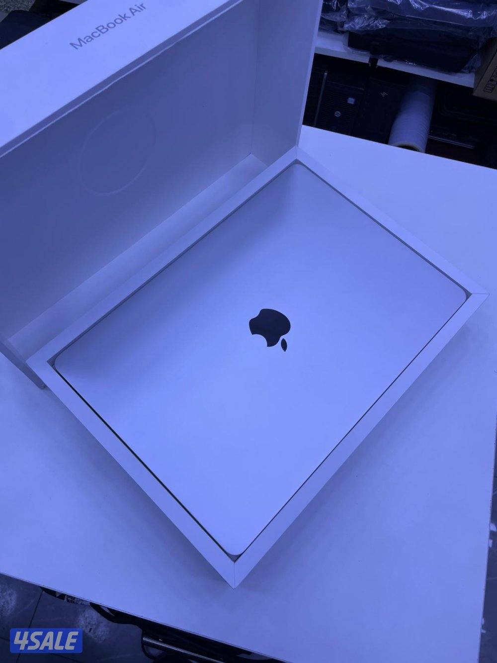 للبيع  Mac air m4 15-inch5