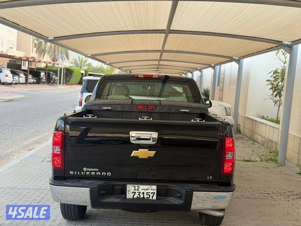 شيفروليه _ سلفرادو Z71 _ الغانم _ صبغ الوكالة _20134