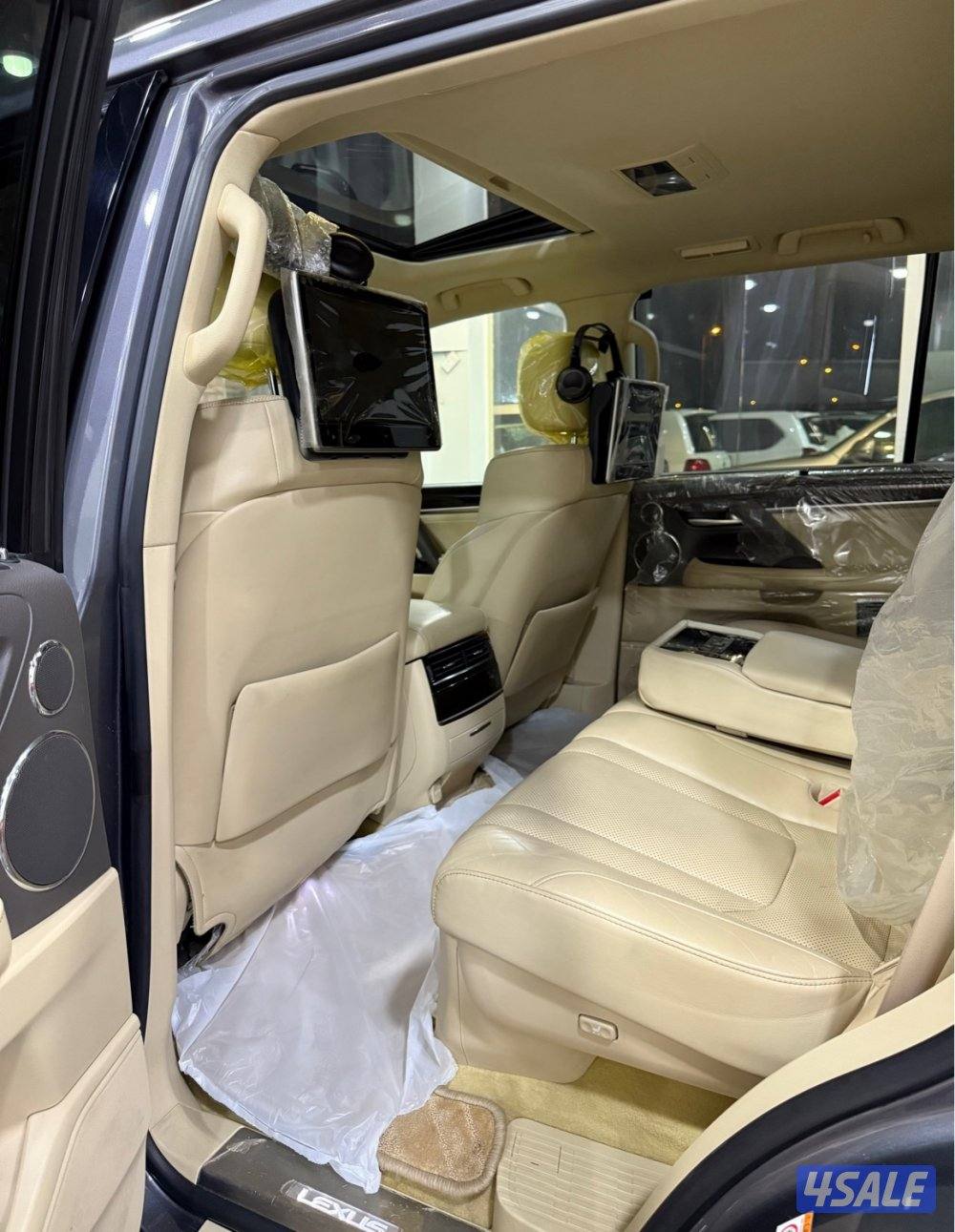 لكزس درجة اولى عداد ١٣٧ بحالة الوكالة5