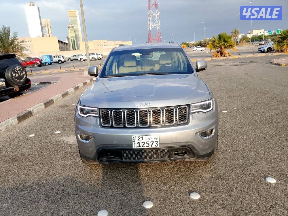 للبيع جراند شيروكي موديل 20214