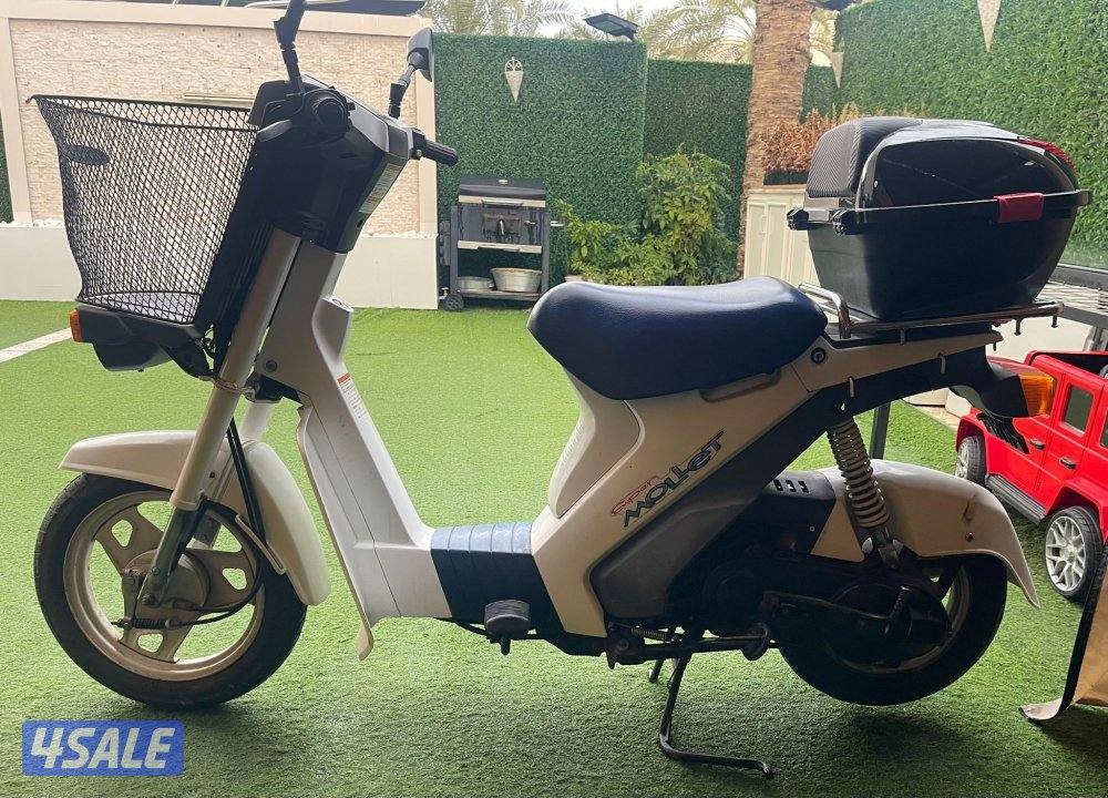 للبيع سوزوكي نظيف مو محتاج شي4