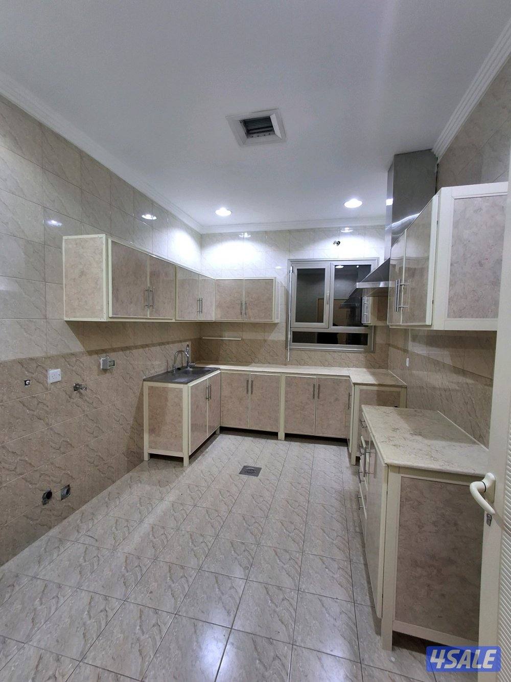 للايجار شقق فى صباح الاحمد6