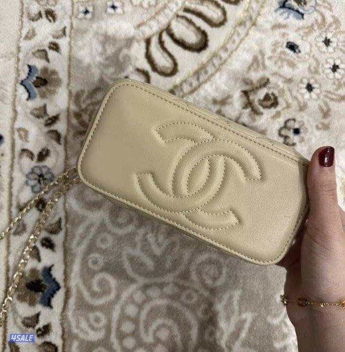 جنطه مكياج شانيل2