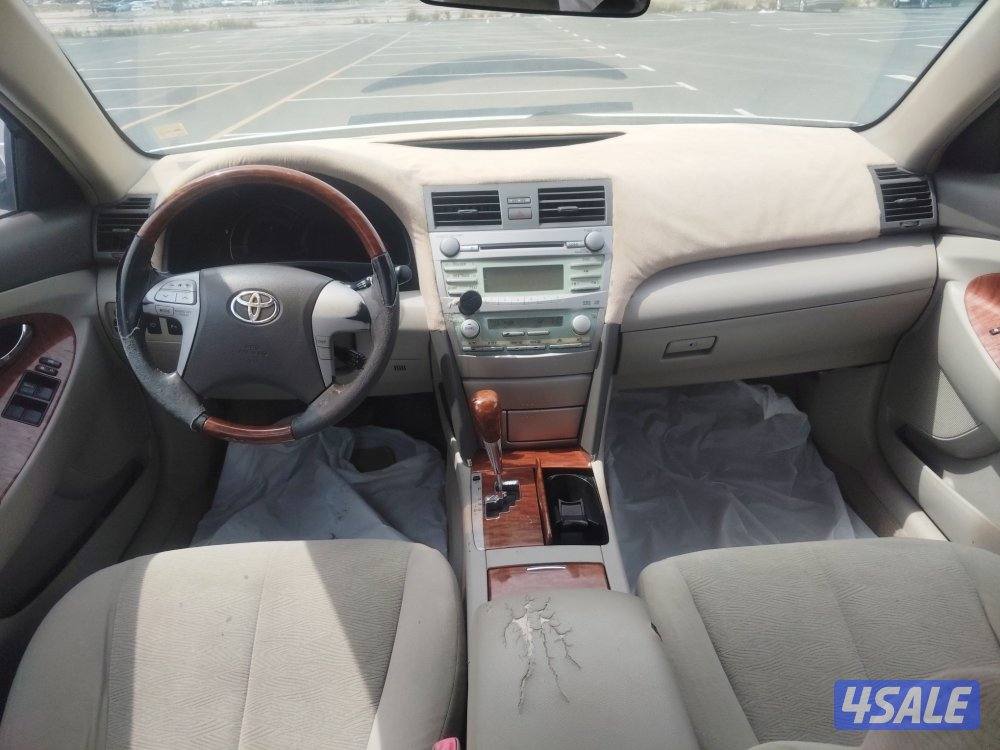 تويوتا كورولا 1.6 موديل 2015 لون ازرق بحري عداد ٢٦٣ الف بحاله ممتازة5