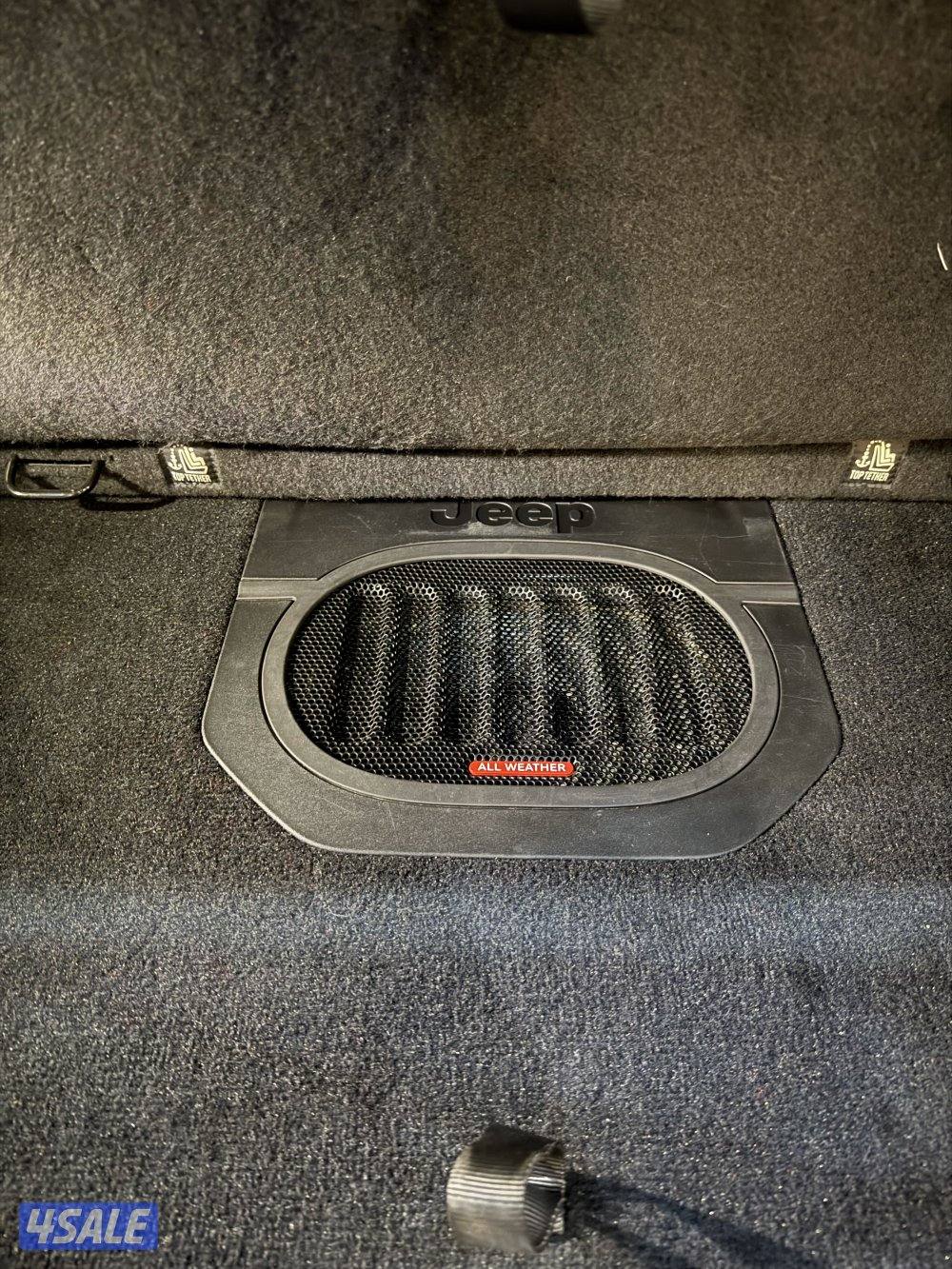 للبيع او البدل رانجلر صحاري ماشي 76 بحالة الوكاله9