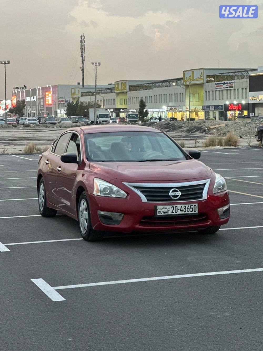 للبيع نيسان التيما موديل 2013 عداد164 نظيفه جدا0
