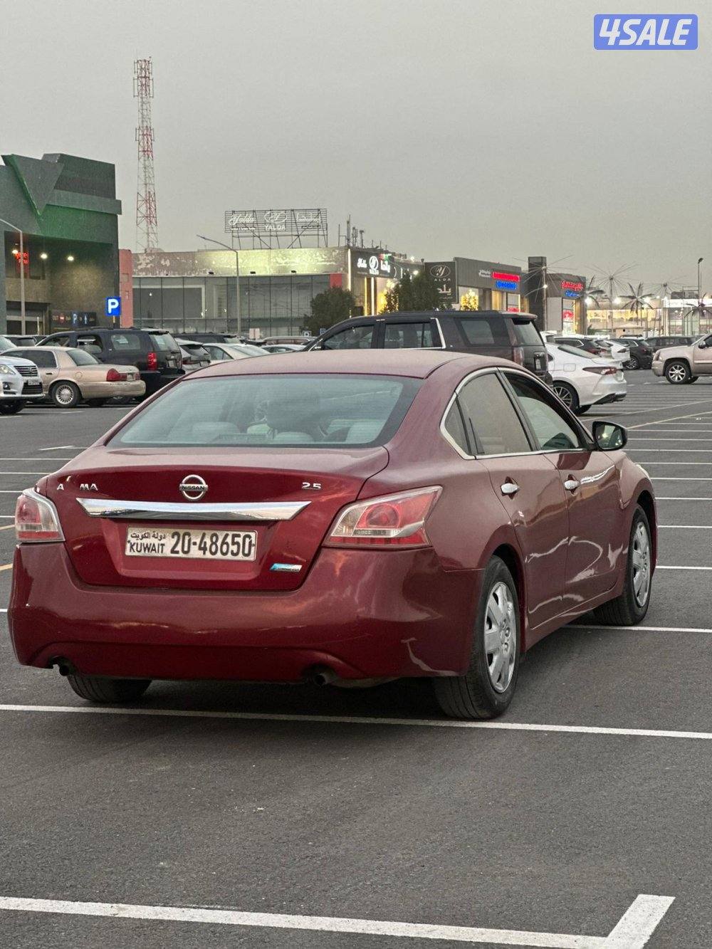 للبيع نيسان التيما موديل 2013 عداد164 نظيفه جدا1