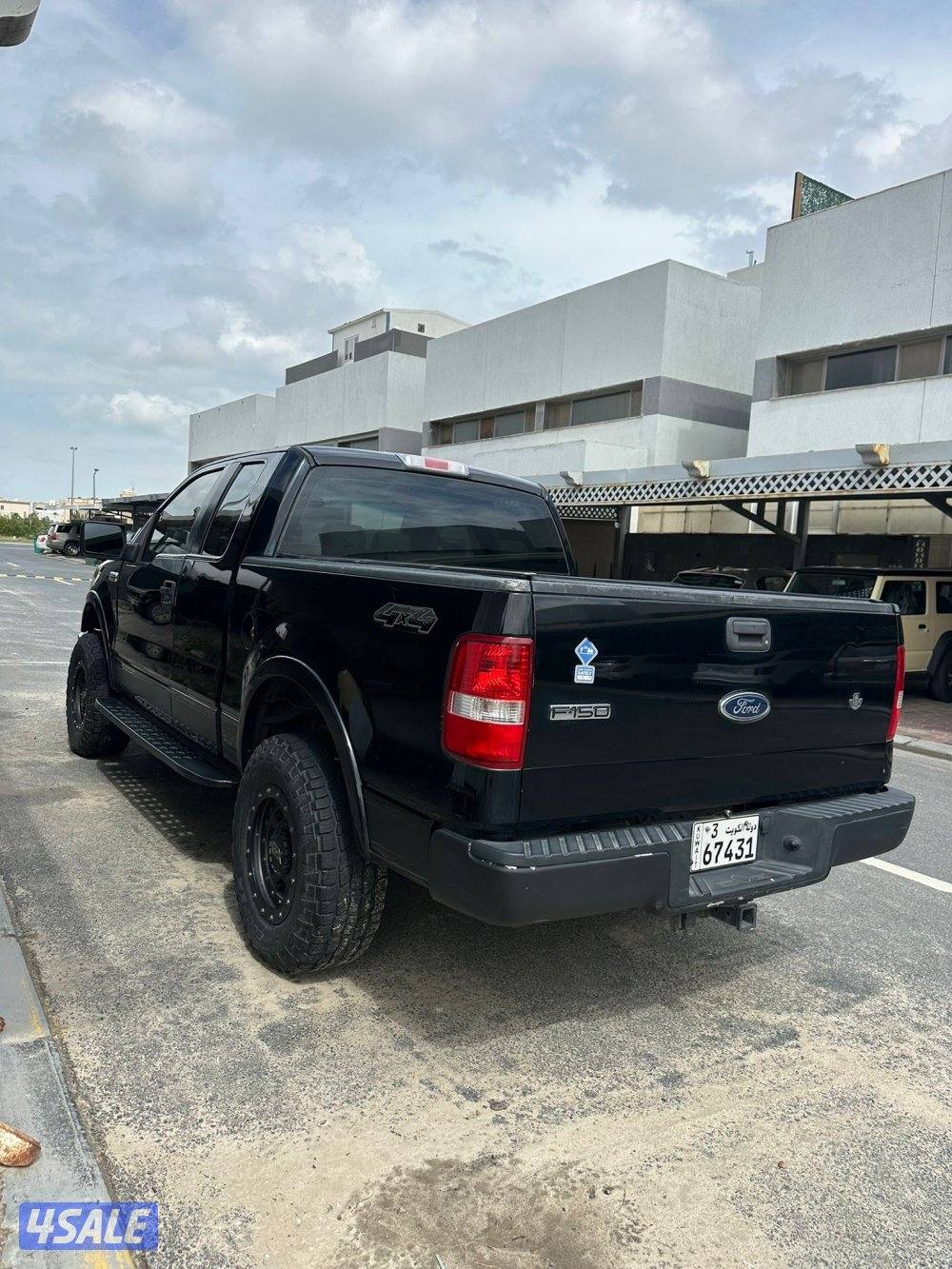 للبيع وانيت فورد F150 دبل قير شرط الفحص شاشه ايباد تصكيرة حوض تكيف1