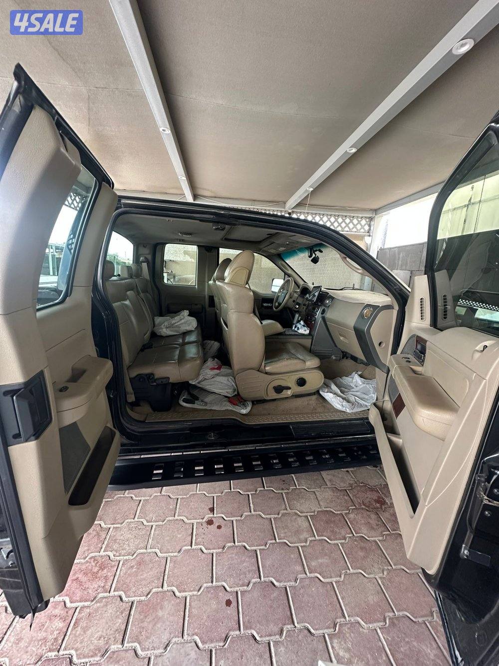 للبيع وانيت فورد F150 دبل قير شرط الفحص شاشه ايباد تصكيرة حوض تكيف10