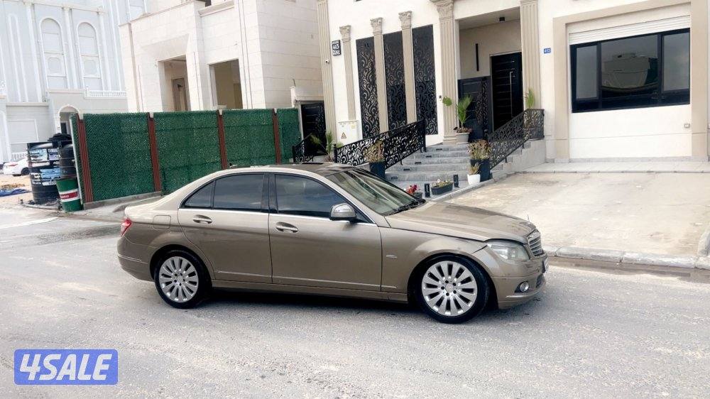 للبيع مورسيدس C2301