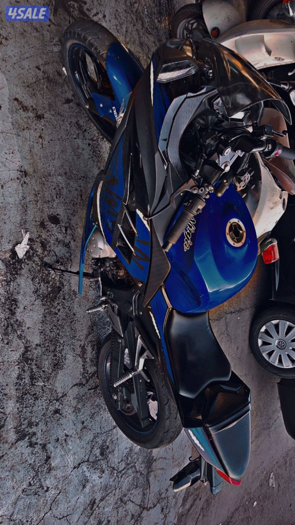 للبيع سيكل كوازاكي بدون تحويل السكيل صارله ٣سنين ما تحرك0