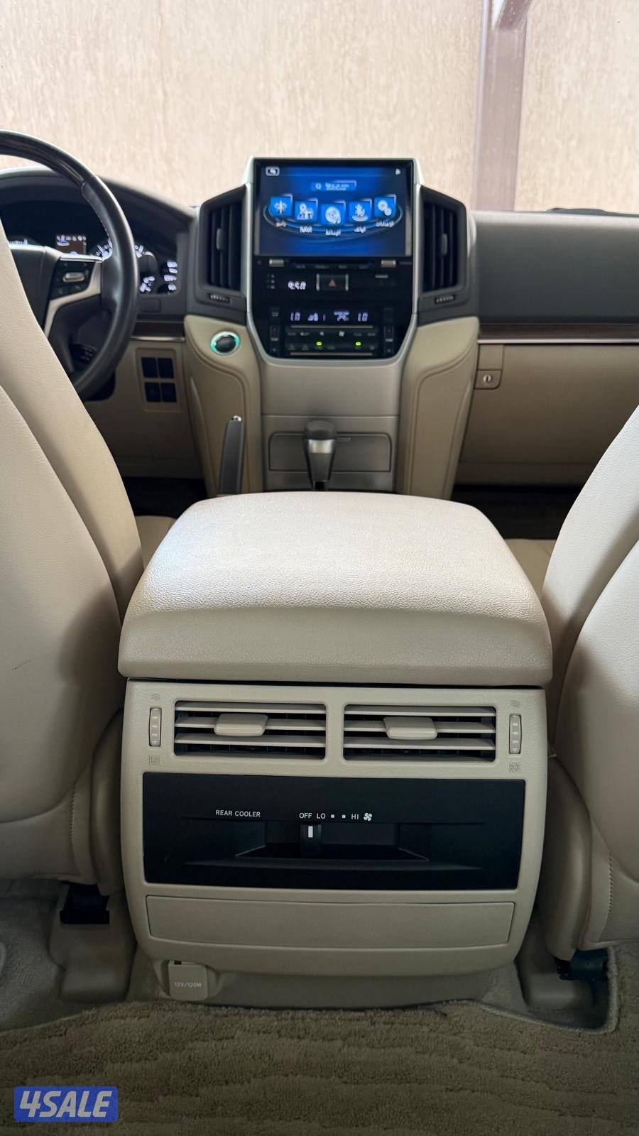 لاندكروزر جراند تورينق 20198