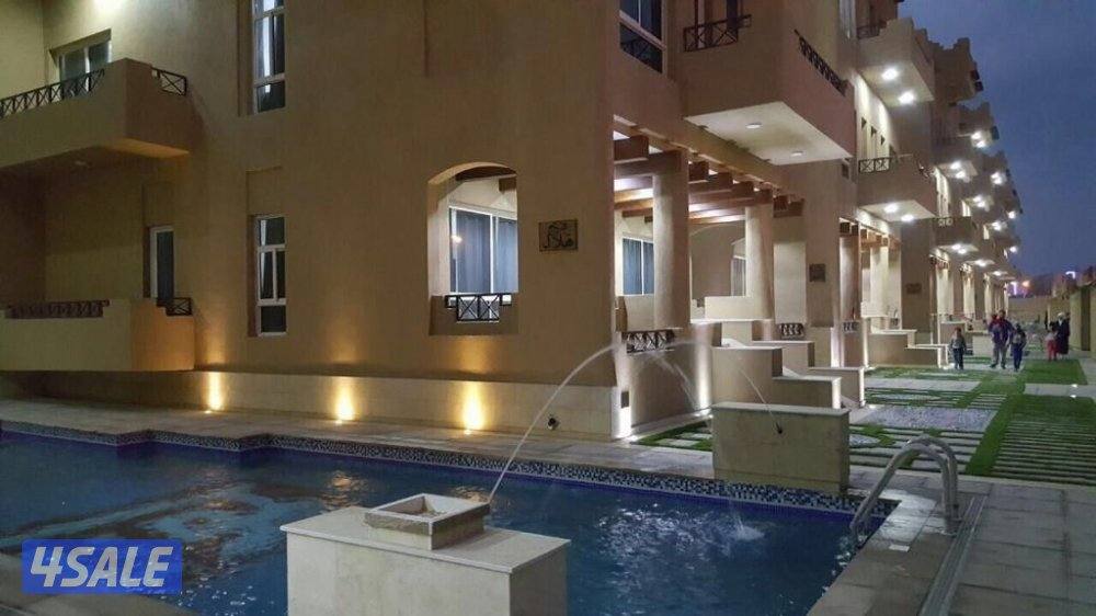 للبيع شقة في منتجع الكوت2