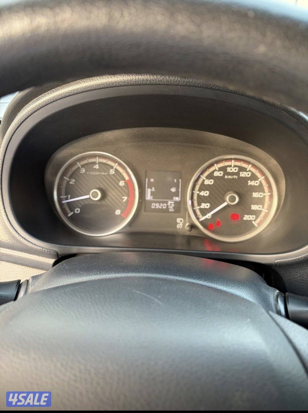 وانيت مستوبيشي  2020 ماش 90 الف بحاله الوكاله دبل جام كهرباء شرط الفحص4