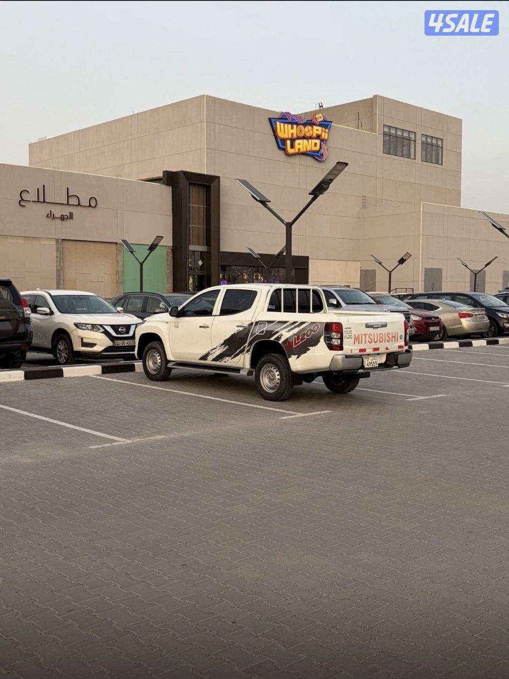 وانيت مستوبيشي  2020 ماش 90 الف بحاله الوكاله دبل جام كهرباء شرط الفحص7