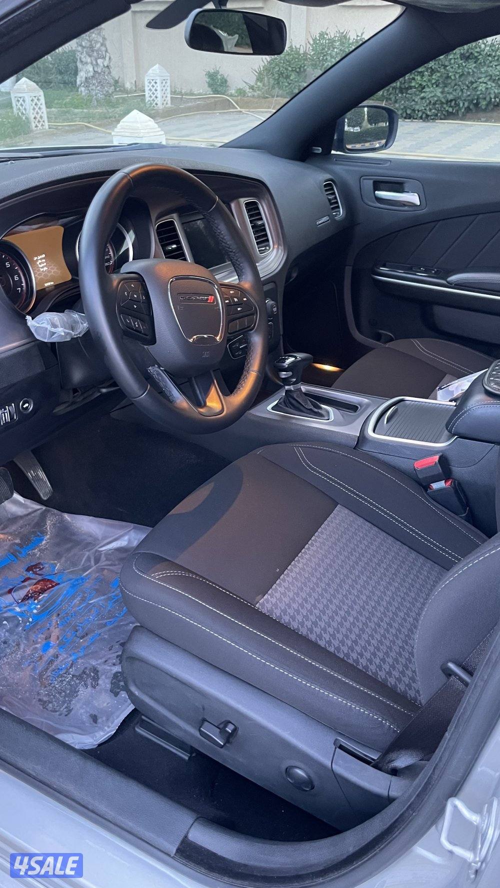 دودج تشارجر2