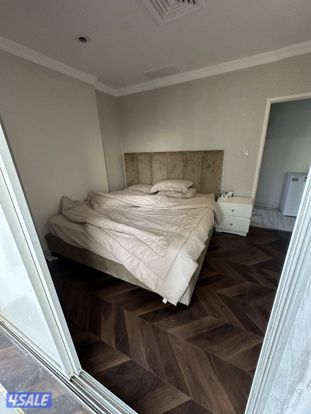 شقق للايجار الشعب البحري موقع مميز قرب الخدمات السعر شامل كهربا ومياه4