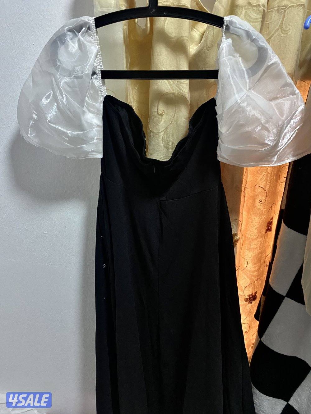 SHEIN Black Rhinestone Evening Gown with White Puff Sleeves2