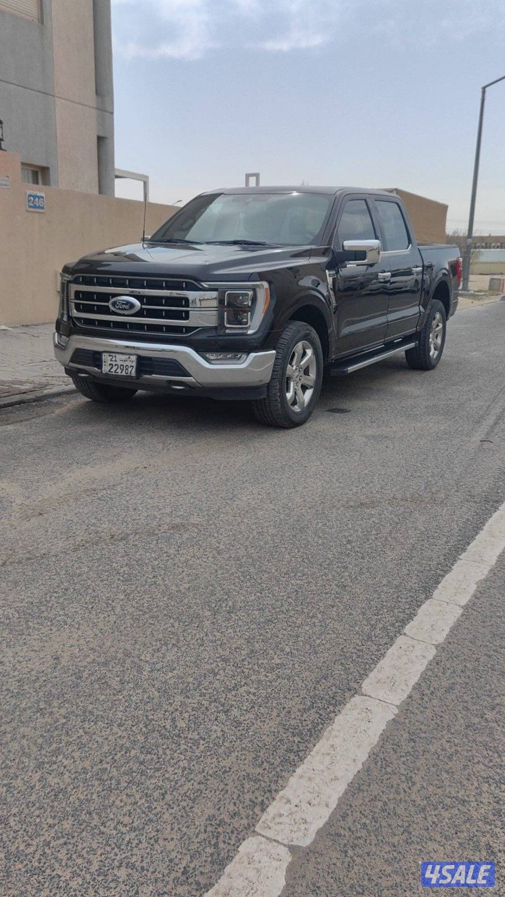 وانيت فورد لاريت Lariat ٢٠٢١ صبغ الوكاله0