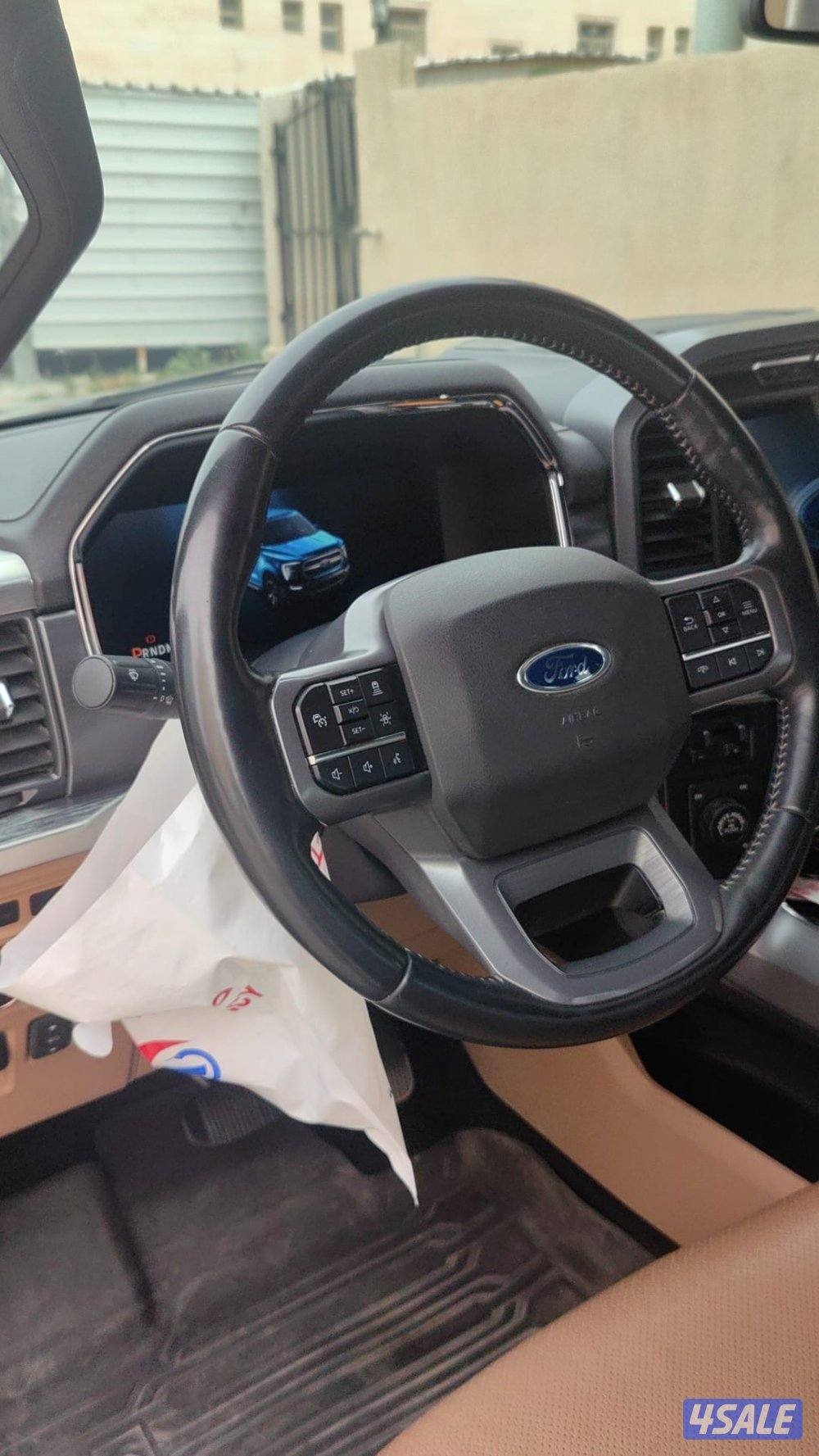 وانيت فورد لاريت Lariat ٢٠٢١ صبغ الوكاله1