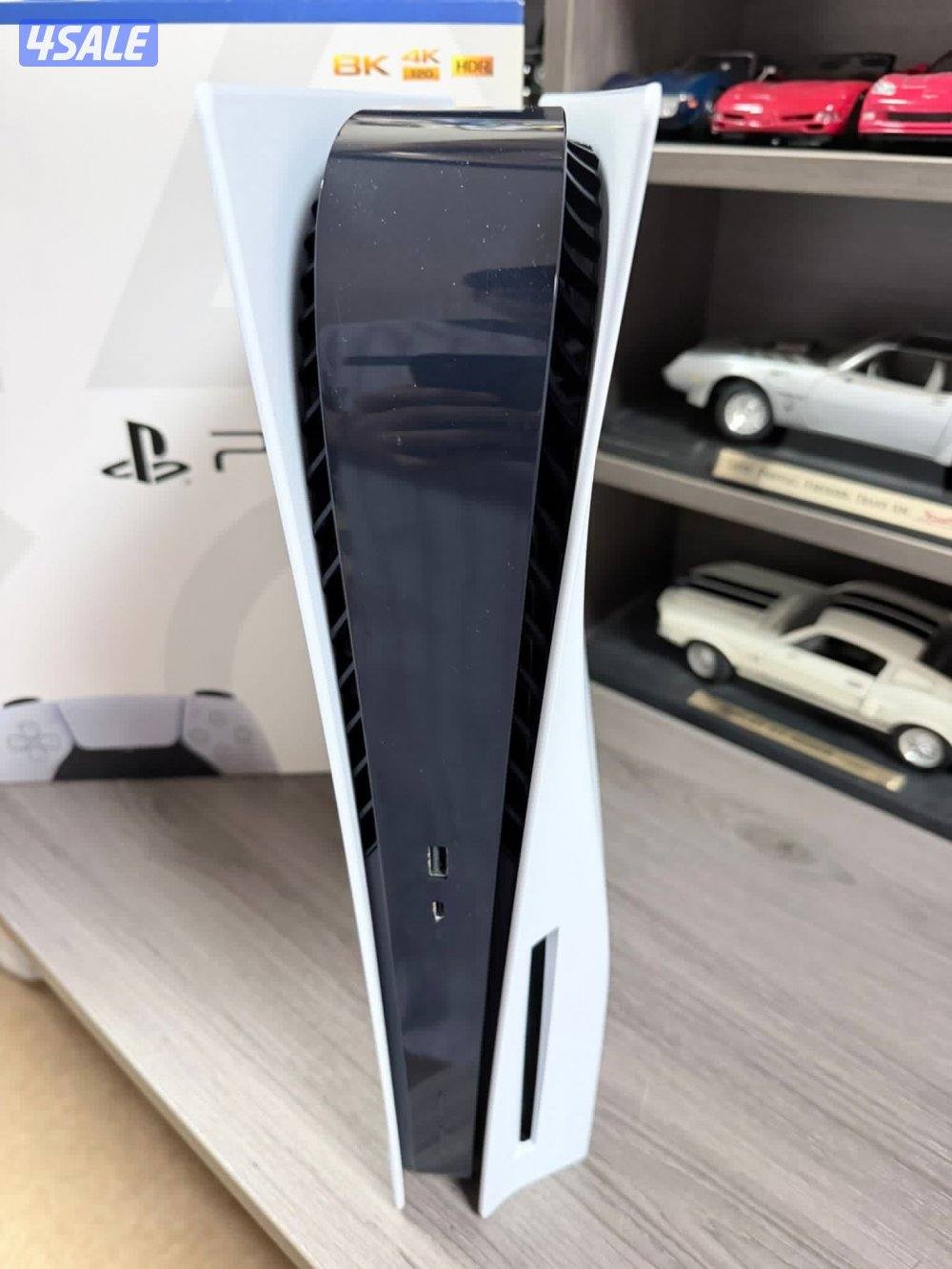 للبيع سوني 5 نضيفه جذاً استعمال خفيف0