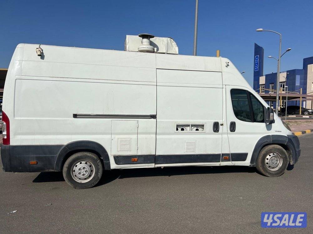 موديل 2009 السياره على المنظور بيجو بوكس3