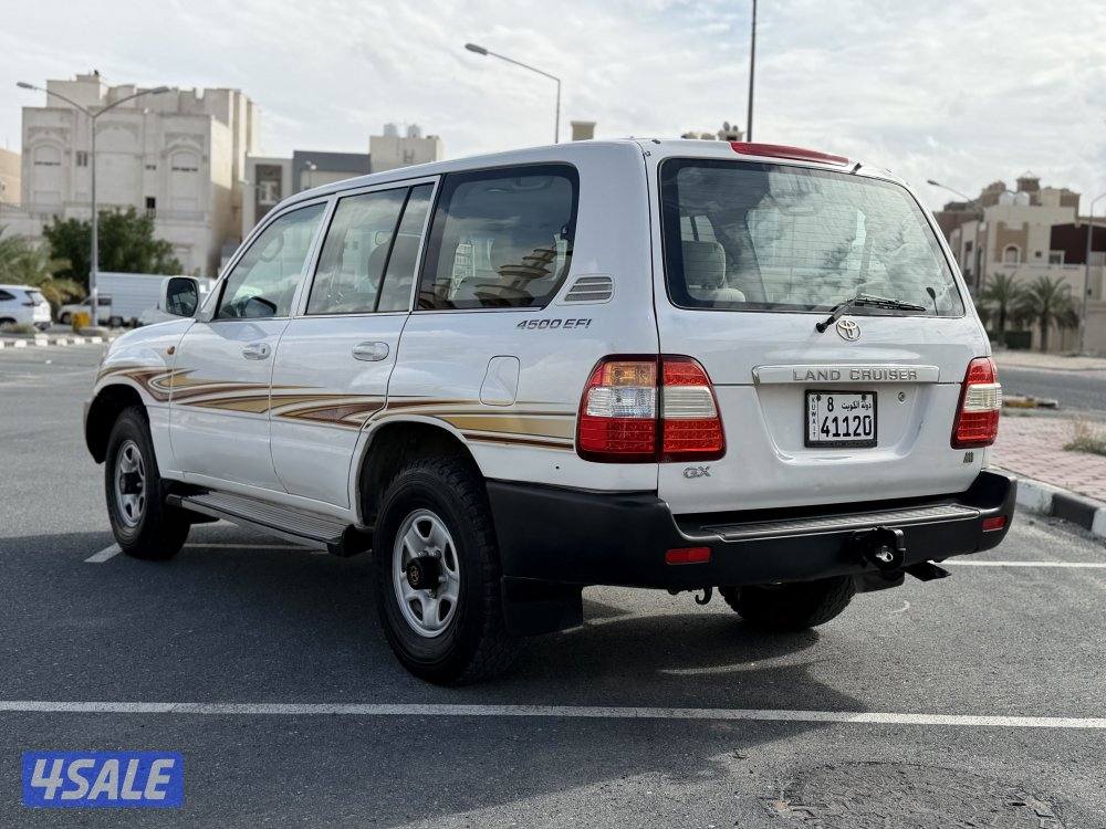 للبيع لاند كروزر بحاله فوق الممتازه2