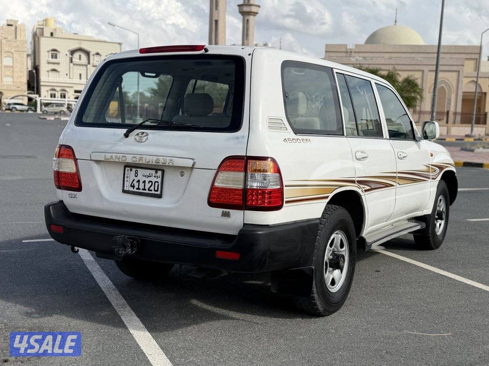 للبيع لاند كروزر بحاله فوق الممتازه4