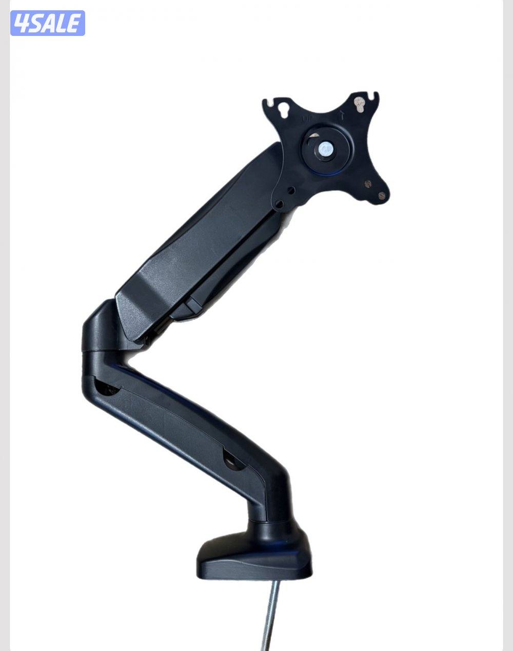 للبيع تجميعة بيسي مع ماوس وكيبورد وشاشه وماوس باد وستاند شاشه3