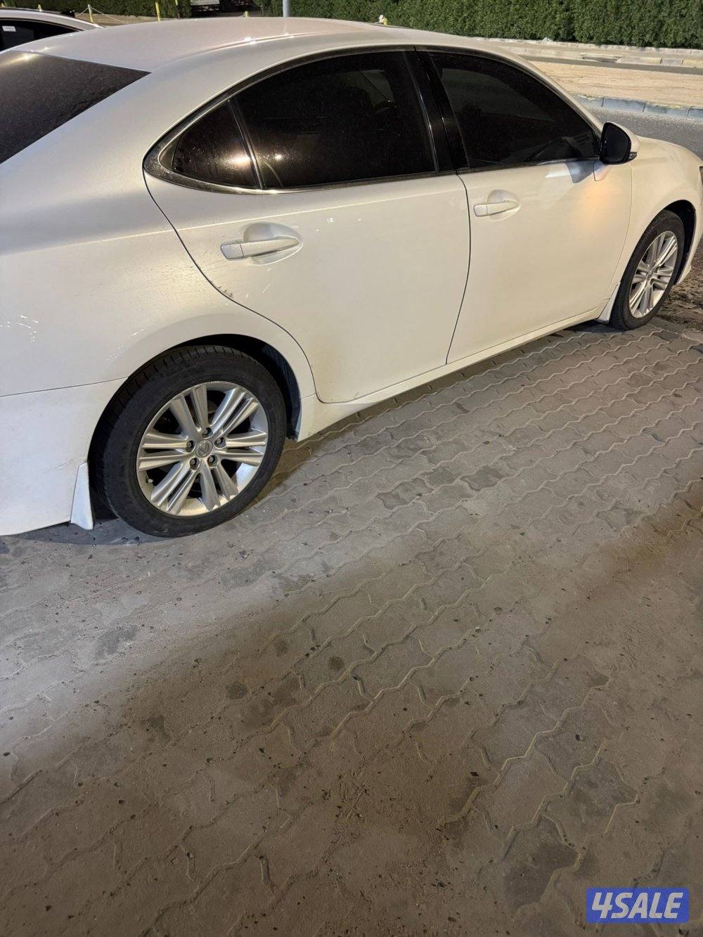 للبيع لكزس es2502