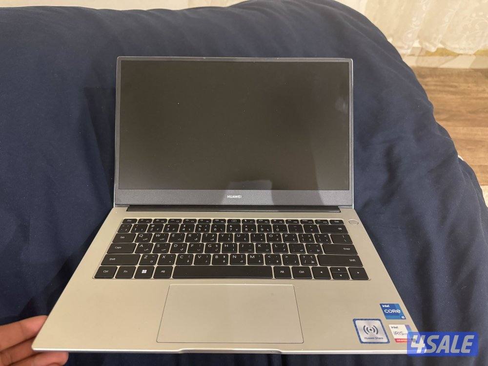 لاب توب هواوي شبه جديد نظيف جدا0