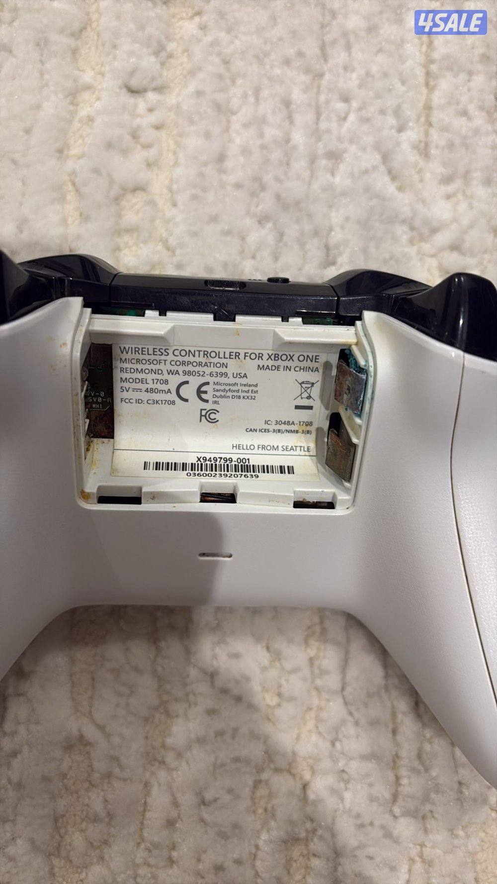 اكس بوكس وان إس بحالة الجديد  وكلمني خاص وما نختلف على السعر9