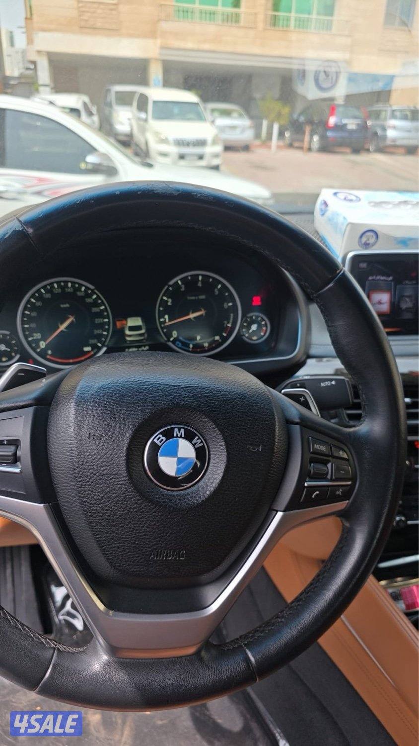 بيع سيارة X6 كامله المواصفات مفيش اي أصباغ فيها سرفيس منتظم1