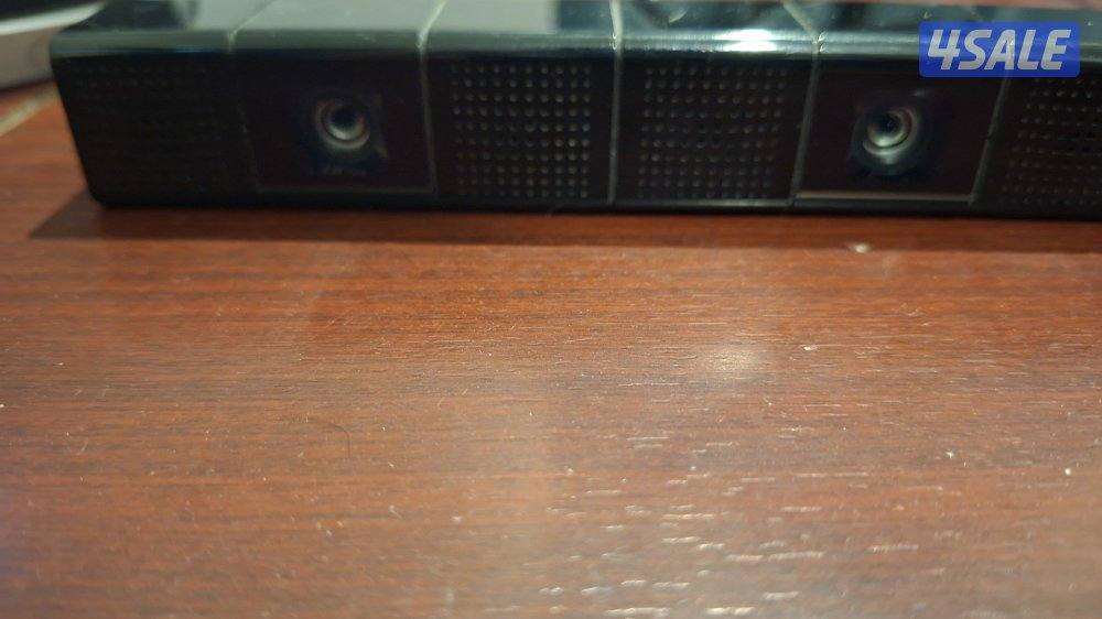 للبيع في ار بحالة ممتازة كأنها جديد مستعمل مع كاميرا للسوني و يدتين2