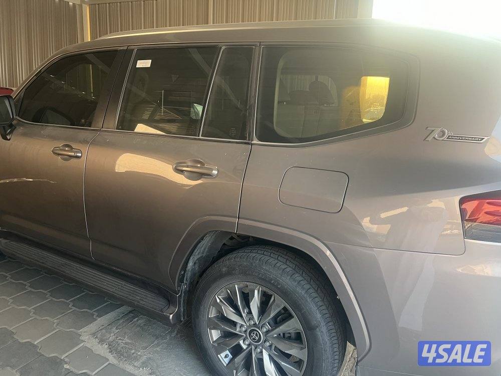 للبيع لاند كرزور1