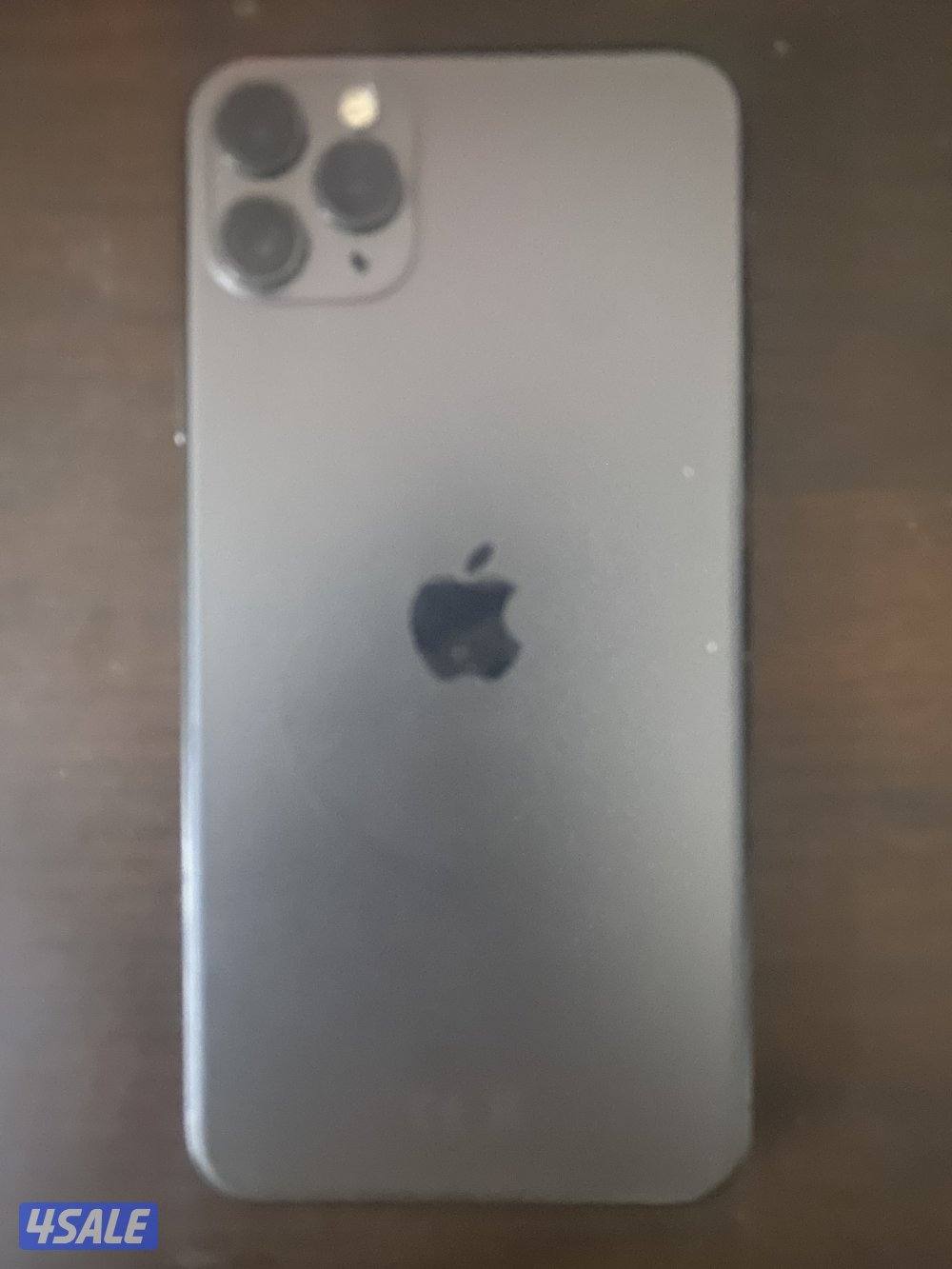 ايفون 11 برو ماكس 256GB البطاريه 78 الايفون نظيف بدون كسور0