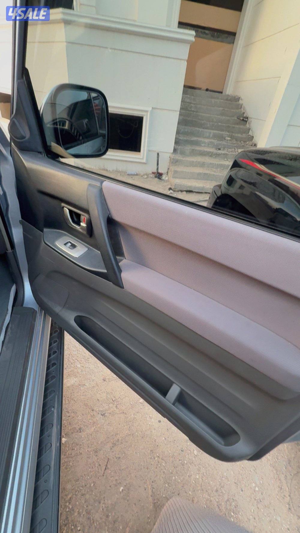 للبيع باجيرو8