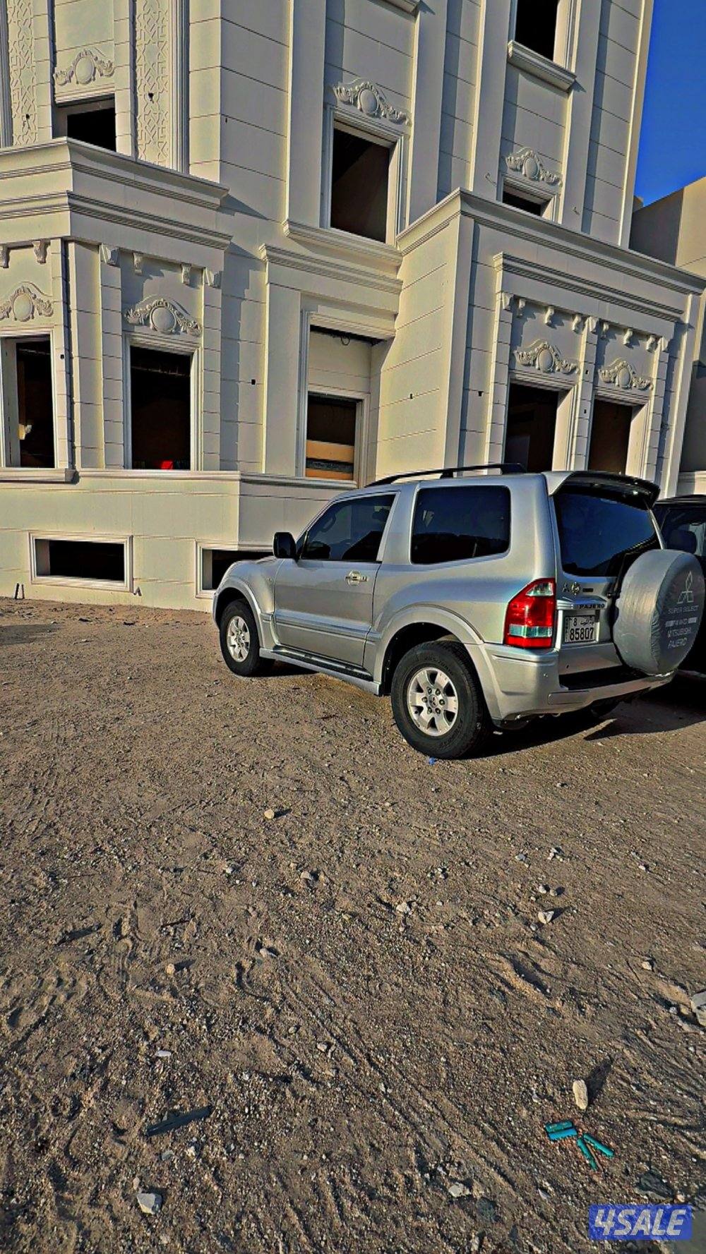 للبيع باجيرو10