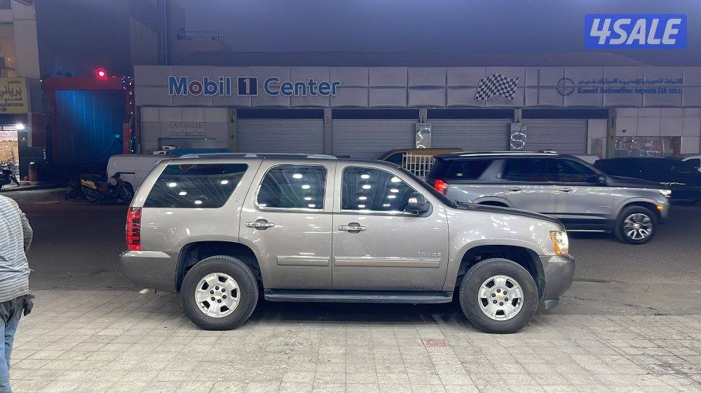 للبيع تاهو 2013 صبغ وكاله ماشي250 شرط الفحص1