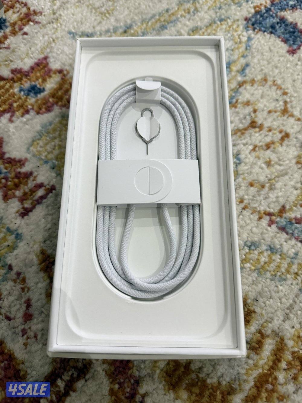 للبيع آيفون 16 برو ماكس3