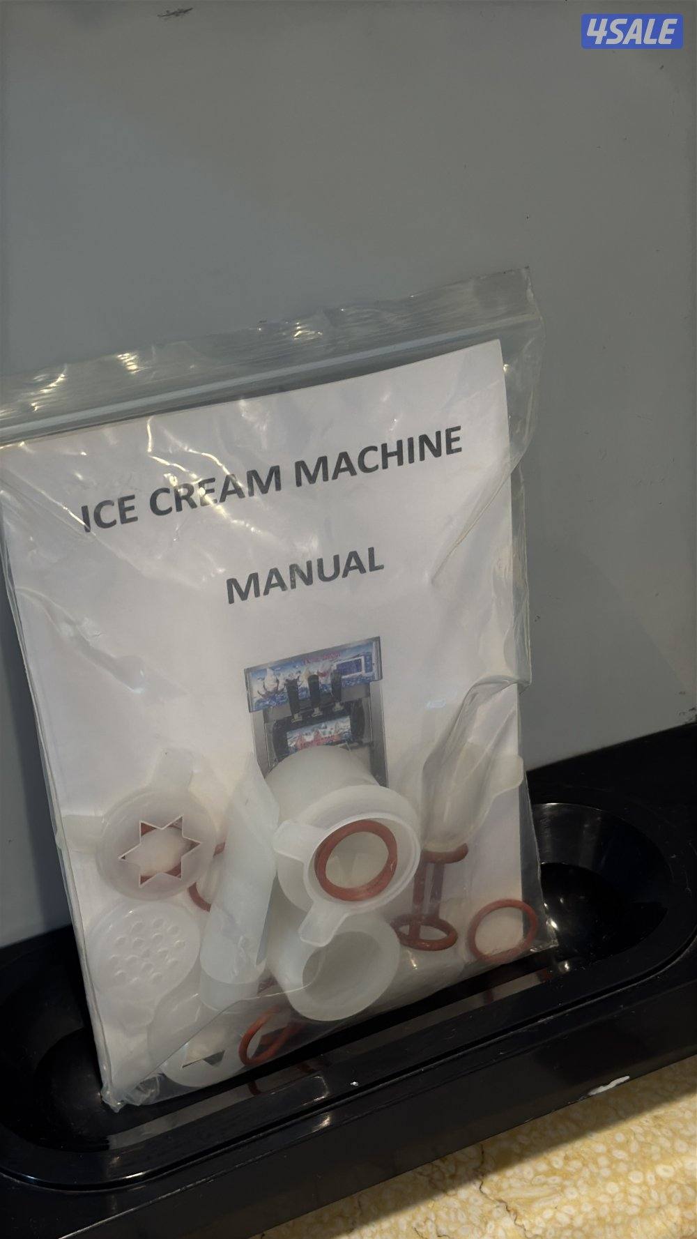 مكينة ايس كريم استعمال خفيف جداً0