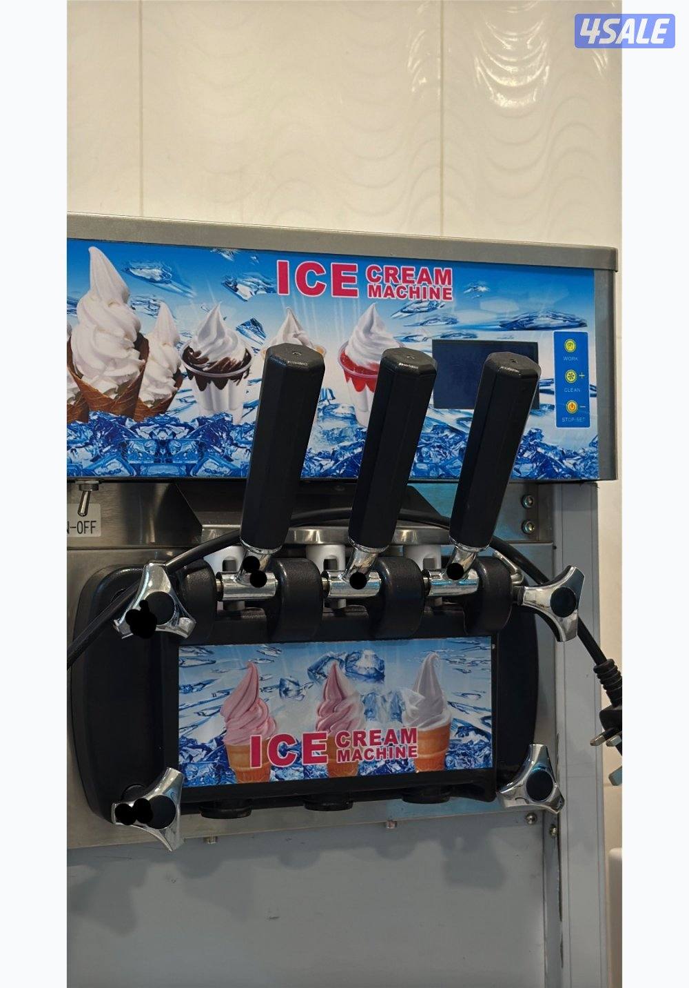 مكينة ايس كريم استعمال خفيف جداً2