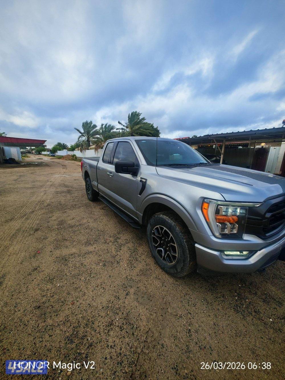 للبيع F150 XLT 2023 فول اوبشن سلفر1