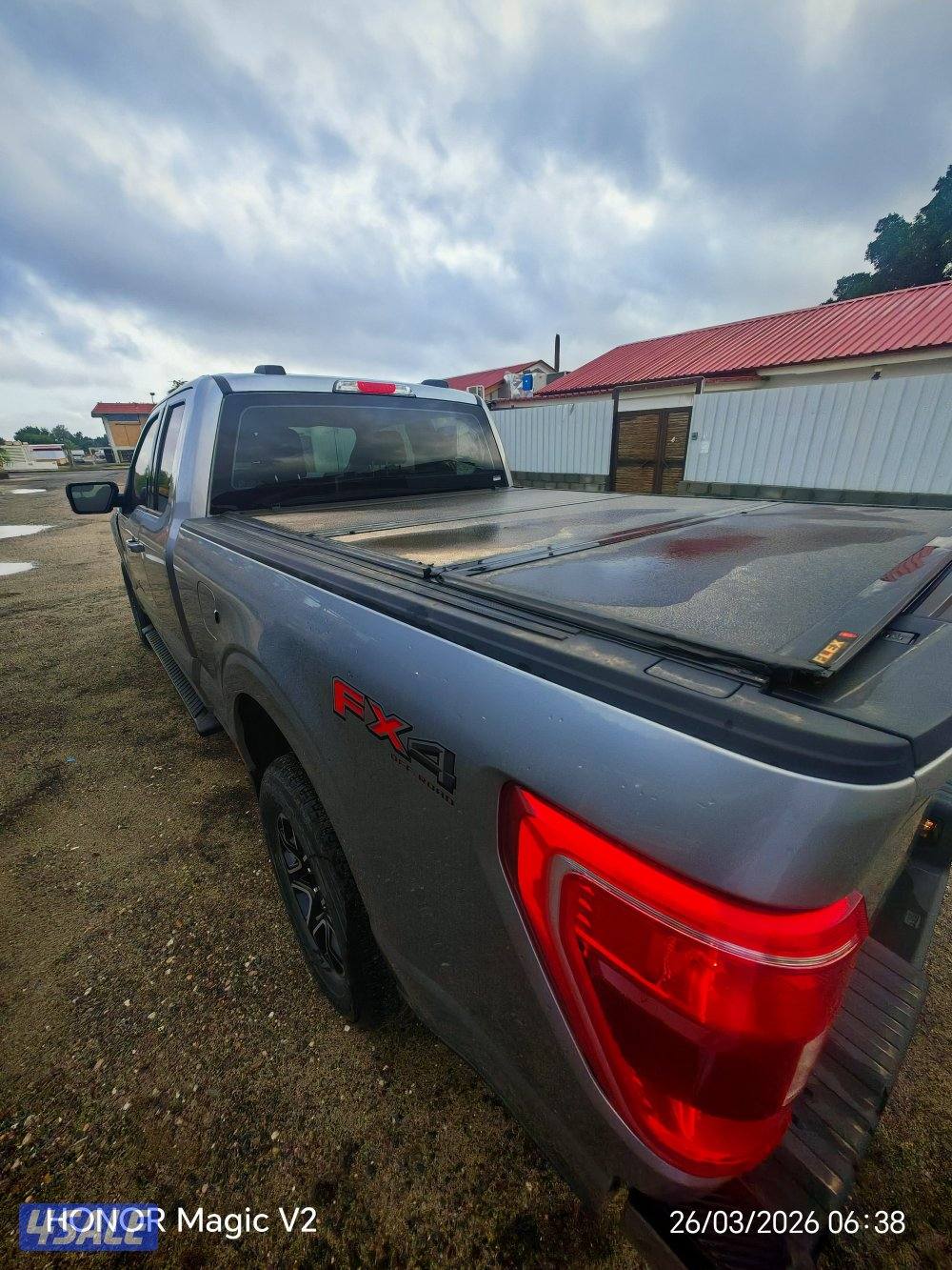 للبيع F150 XLT 2023 فول اوبشن سلفر2